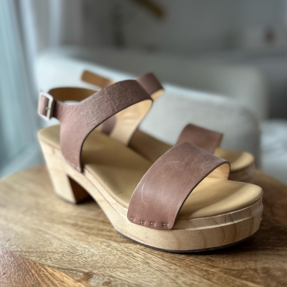 Nisolo block heel sandals, like new - EUC
